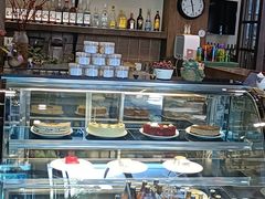 面包甜点陈列柜-祖母的厨房西餐厅(丽江金茂店)