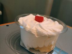 -红宝石·鲜奶小方·海派西点房(南丹店)