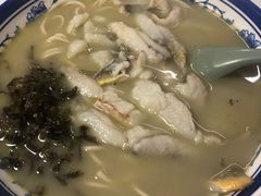 -明呈黄鱼面馆(斜土路店)
