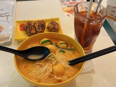 -谭仔米线(皇庭广场店)