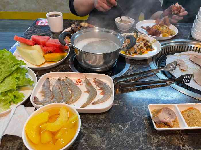 汉釜宫韩式烤肉(张村店)-"位置就在白马商场地下噢.第一次去也很容易.