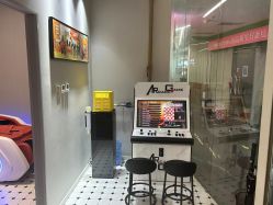 -老男孩男士理容馆·理发·烫染·修面