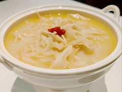 -桂满陇·手作小笼包&江南叫花鸡(中山公园店)