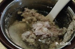 Sea Coconut and Ophiopogon Stewed Pork