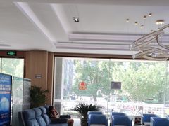 -合肥美奥口腔·种植矫正中心(政务院)