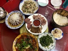 -邱二餐馆