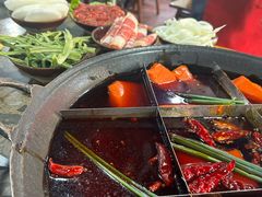 -正南齊北重庆老火锅(光华村直营店)