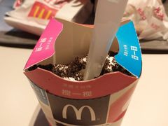 奥利奥麦旋风-麦当劳(朝阳路得来速店)