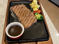 -必胜客(WOW朝阳商业城店)