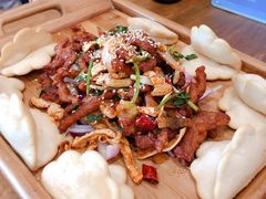 东镇烤三味-老东镇啤酒屋海鲜加工·蒸汽海鲜·海鲜烧烤(台东店)