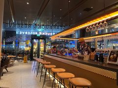 -星巴克臻选(上海合生汇1F店)