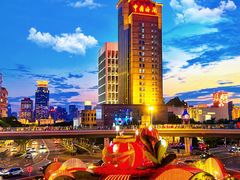 -陆家嘴空中步行连廊