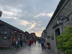 -东关街美食广场