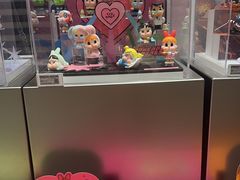 -泡泡玛特POPMART(国金街店)