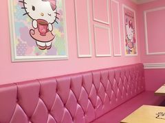 -Hello Kitty Cafe(弘大店)