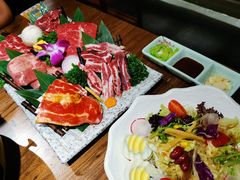 -明洞阿姨·韩式酱蟹烤肉·创意料理(三元桥店)