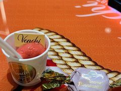 -VENCHI 闻绮(北京国贸商城店)