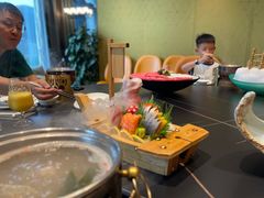 -鼎泰亨·海鲜牛肉餐厅(滨江店)