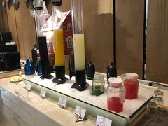 -飨食汇全日制餐厅·昆山皇冠假日酒店(九方店)