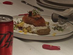 -Mogul Eatery·大亨餐酒馆
