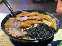 -星林居酸辣米线餐厅