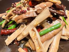 -铜锣湾·有麝自然香(渝北财富中心店)