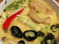 -云海肴·汽锅鸡·云南代表菜(天山百盛优客店)