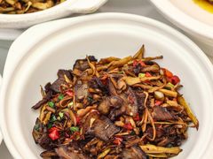 -赛格国际购物中心(小寨店)