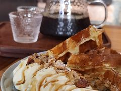 香蕉脆果仁华夫饼-西关84·History·Art·Cafe