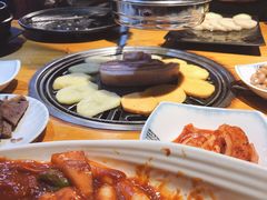 -唯成•韩国炭火烤肉 유성고기