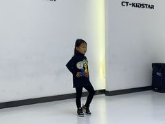 -潮童星少儿模特形体培训(郑州总校)