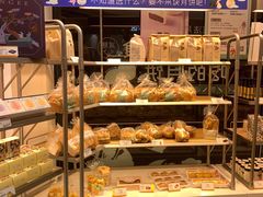 面包甜点陈列柜-KENGEE仟吉(庭瑞新汉口店)