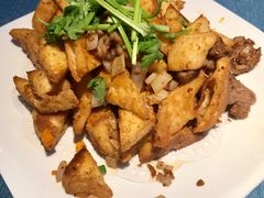 -清真·卡德尔大叔新疆主题餐厅(龙汇路店)