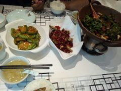 -丹江口渔村·湘味厨房(桃园店)