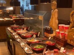 -广州万富希尔顿酒店·感趣自助餐厅·金秋蟹宴生蚝海鲜刺身烧烤