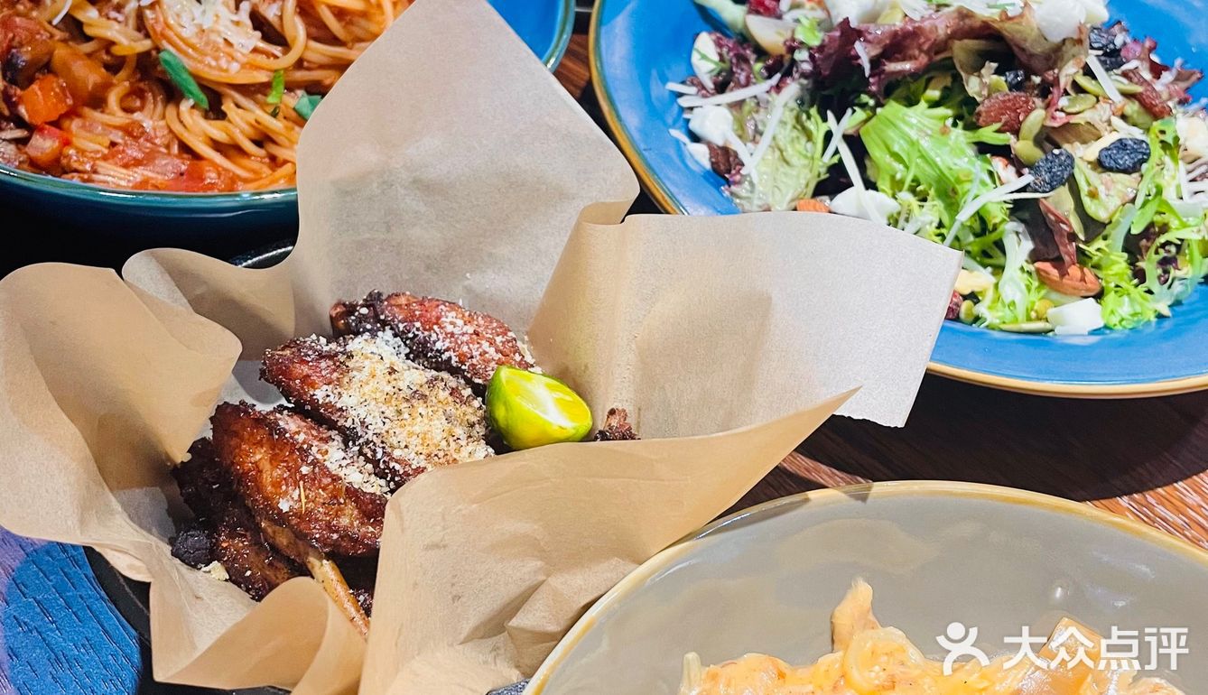 都给我去吃！我已经连续两天都来吃这家意粉