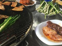 -小辣椒汤锅烧烤(温泉南街店)