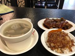 -胡须张鲁肉饭(美食文化馆店)