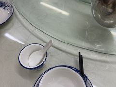 -双月饭店·20年老字号(新村店)