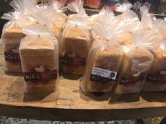-TOUCH泰奇(奉贤宝龙城市广场店)