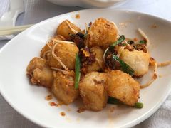 -深圳富苑皇冠假日套房酒店