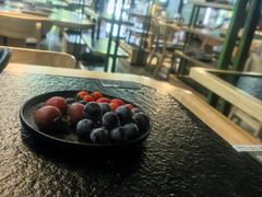 -鹿鸣山草本茶香火锅(园西路店)