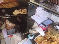 -黄阿姨锅贴大王(万航渡路店)