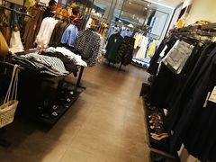 -ZARA(恒隆广场店)