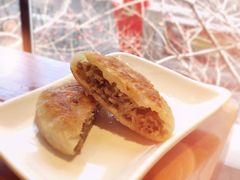 -圣河湾虾饺美食(站前店)