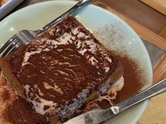 -潮界(LU·ONE凯德晶萃广场店)