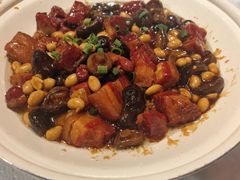 -渝信川菜 · 川味家常菜(财富购物中心店)