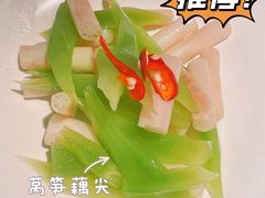 -胖哥俩肉蟹煲(华贸店)