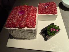 -左庭右院鲜牛肉火锅黑金店(陆家嘴中心店)