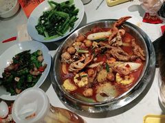 -赖胖子肉蟹煲(临川万象新城店)